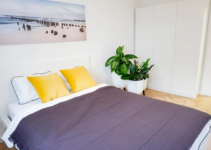 Cristine Apartment